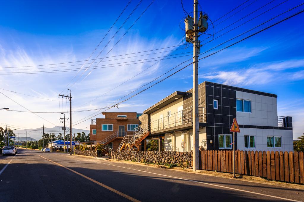 Gloryhill Pension Seogwipo Exterior foto