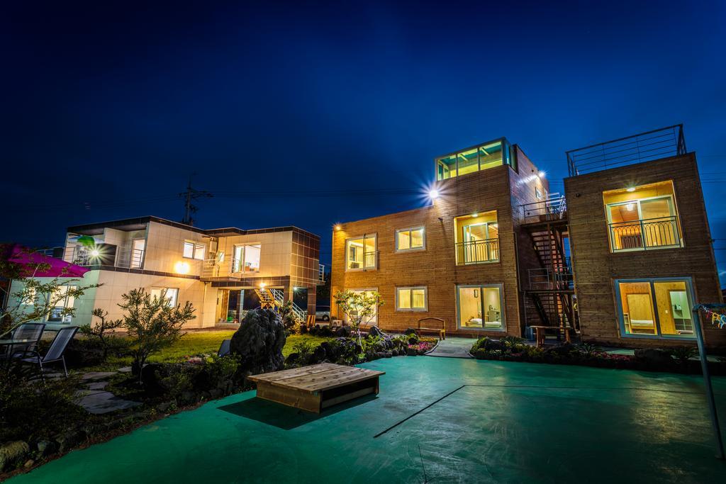 Gloryhill Pension Seogwipo Exterior foto
